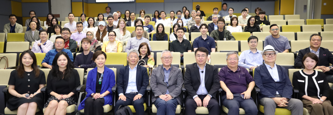 sunzhigang group photo